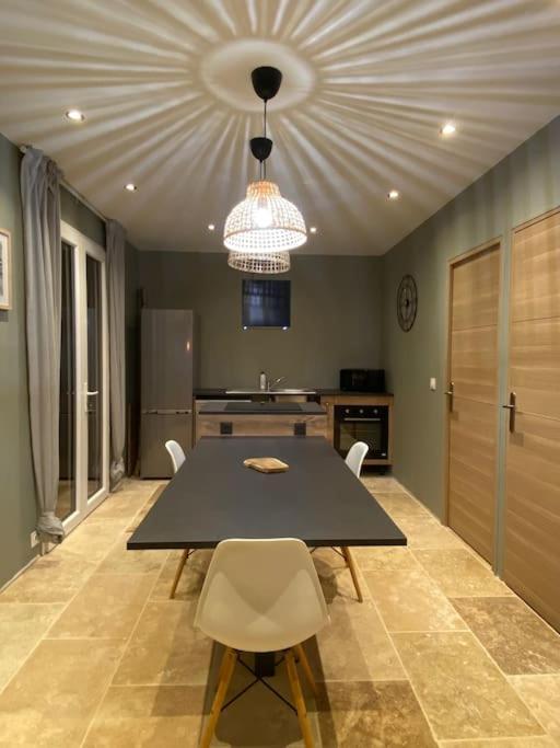 Апартаменты Loft Pied De Coline Au Calme Ginasservis Экстерьер фото