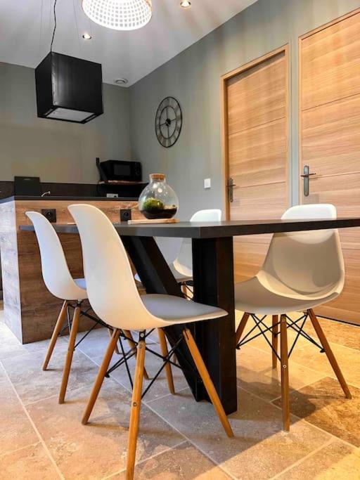 Апартаменты Loft Pied De Coline Au Calme Ginasservis Экстерьер фото